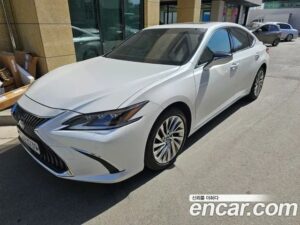Lexus ES Executive 2020 года из Южной Кореи