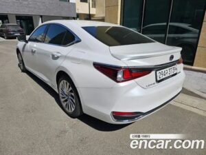 Lexus ES Executive 2020 года из Южной Кореи