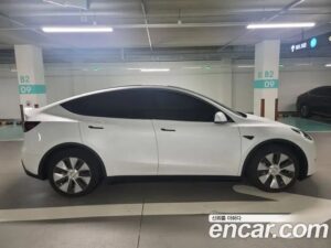 Tesla Model Y LONG RANGE 2021 года из Южной Кореи