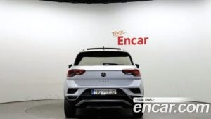 Volkswagen T-Roc 2.0 TDI Premium 2021 года из Южной Кореи