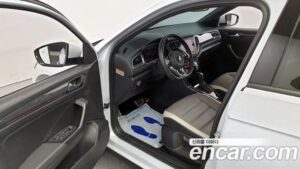 Volkswagen T-Roc 2.0 TDI Premium 2021 года из Южной Кореи