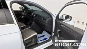 Volkswagen T-Roc 2.0 TDI Premium 2021 года из Южной Кореи