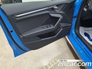 Audi A3 40 TFSI Premium 2022 года из Южной Кореи
