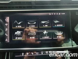 Audi Q7 45 TDI 4WD Premium 2021 года из Южной Кореи