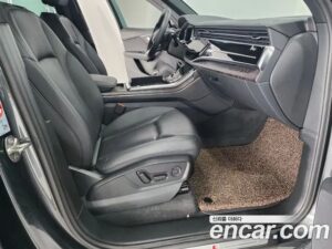 Audi Q7 45 TDI 4WD Premium 2021 года из Южной Кореи