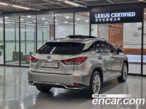 Lexus RX Executive 2021 года из Южной Кореи