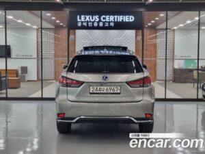 Lexus RX Executive 2021 года из Южной Кореи