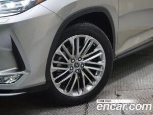 Lexus RX Executive 2021 года из Южной Кореи
