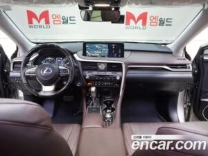 Lexus RX Executive 2021 года из Южной Кореи