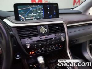 Lexus RX Executive 2021 года из Южной Кореи