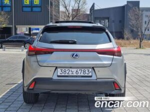 Lexus UX 2.0 2WD 2020 года из Южной Кореи