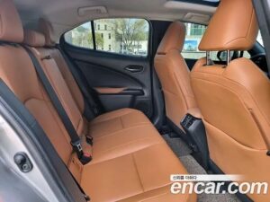 Lexus UX 2.0 2WD 2020 года из Южной Кореи