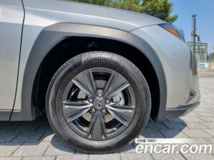 Lexus UX 2.0 2WD 2020 года из Южной Кореи