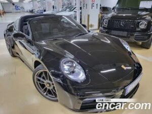 Porsche 911 TARGA 4 GTS 50 YEARS PORSHE Design 2023 года из Южной Кореи
