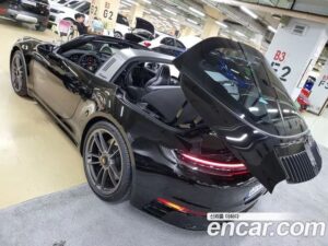Porsche 911 TARGA 4 GTS 50 YEARS PORSHE Design 2023 года из Южной Кореи