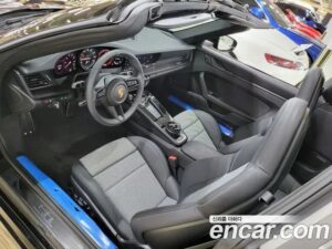Porsche 911 TARGA 4 GTS 50 YEARS PORSHE Design 2023 года из Южной Кореи