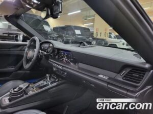 Porsche 911 TARGA 4 GTS 50 YEARS PORSHE Design 2023 года из Южной Кореи