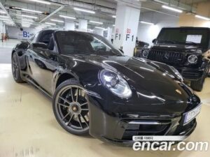 Porsche 911 TARGA 4 GTS 50 YEARS PORSHE Design 2023 года из Южной Кореи