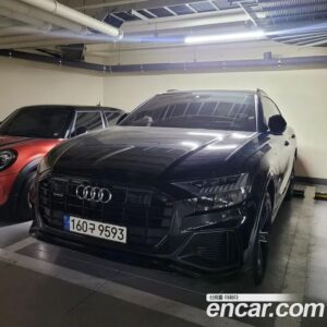 Audi Q8 45 TDI 4WD Premium 2021 года из Южной Кореи