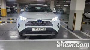 Toyota RAV4 2.5 4WD HYBRID LTD 2023 года из Южной Кореи