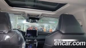 Toyota RAV4 2.5 4WD HYBRID LTD 2023 года из Южной Кореи