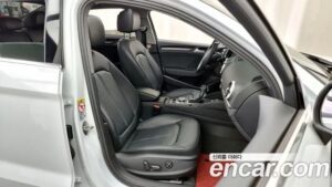 Audi A3 40 TFSI 2020 года из Южной Кореи