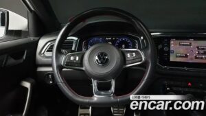 Volkswagen T-Roc 2.0 TDI Premium 2021 года из Южной Кореи