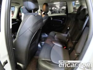 Mini Cooper 5Door CLASSIC COMFORT PACK 2022 года из Южной Кореи