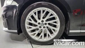 Audi A8 55 TFSI 4WD LWB 2020 года из Южной Кореи