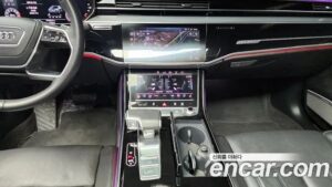 Audi A8 55 TFSI 4WD LWB 2020 года из Южной Кореи