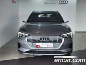 Audi e-tron 55 4WD 2022 года из Южной Кореи