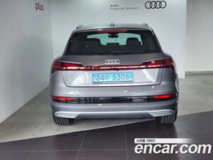 Audi e-tron 55 4WD 2022 года из Южной Кореи
