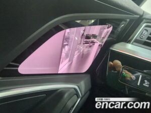 Audi e-tron 55 4WD 2022 года из Южной Кореи