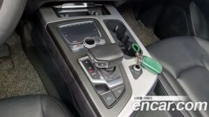 Audi Q7 45 TFSI 4WD 2019 года из Южной Кореи