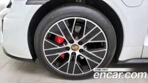 Porsche Taycan 4S 2021 года из Южной Кореи