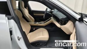 Porsche Taycan 4S 2021 года из Южной Кореи