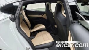 Porsche Taycan 4S 2021 года из Южной Кореи