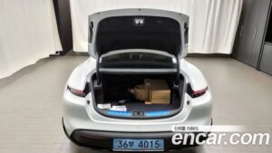 Porsche Taycan 4S 2021 года из Южной Кореи