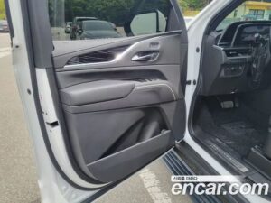 Cadillac Escalade 6.2 ESV 2021 года из Южной Кореи