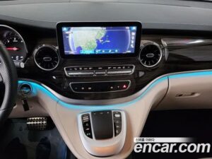 Mercedes-Benz V-Class V300 CDI 2022 года из Южной Кореи