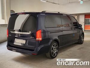 Mercedes-Benz V-Class V300 CDI 2022 года из Южной Кореи