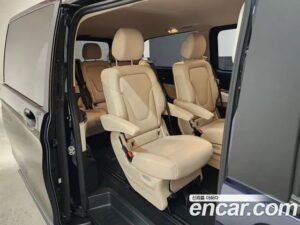 Mercedes-Benz V-Class V300 CDI 2022 года из Южной Кореи