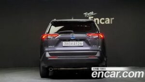 Toyota RAV4 2.5 2WD HYBRID 2021 года из Южной Кореи