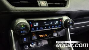 Toyota RAV4 2.5 2WD HYBRID 2021 года из Южной Кореи