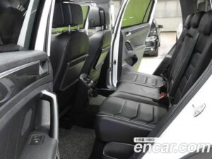 Volkswagen Tiguan 2.0 TDI Prestige 2020 года из Южной Кореи