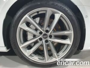 Audi A7 55 TFSI 4WD Premium 2020 года из Южной Кореи