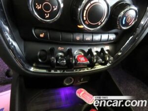 Mini Clubman DEFAULT 2020 года из Южной Кореи