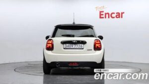 Mini Cooper DEFAULT 2020 года из Южной Кореи