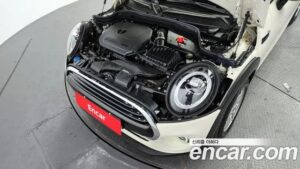 Mini Cooper DEFAULT 2020 года из Южной Кореи