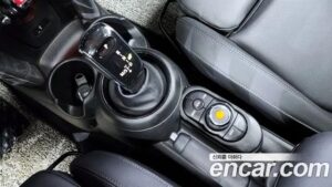 Mini Cooper DEFAULT 2020 года из Южной Кореи